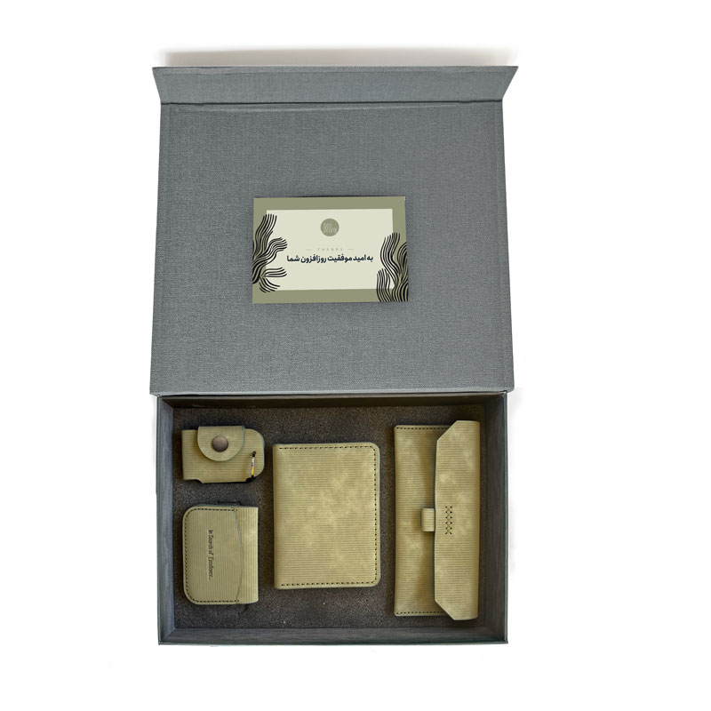 luxury corporate gift 2