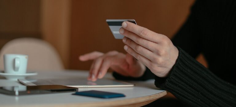 بن کارت چیست و چه کاربردی دارد؟